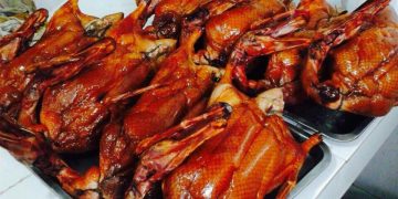Top 11 Quán Vịt Quay Hà Nội Nổi Tiếng Siêu Ngon