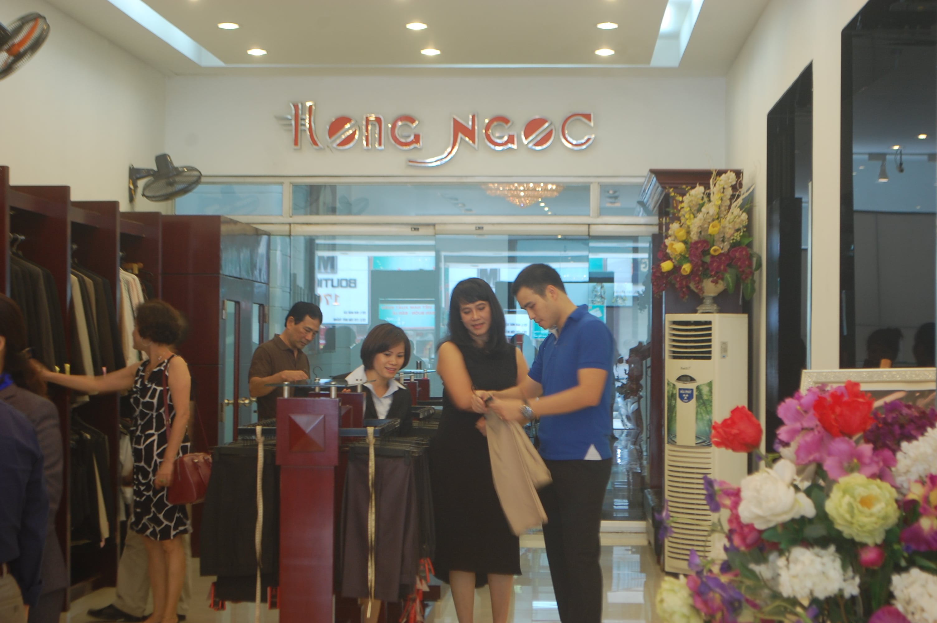 cửa hàng bán comple ở Hà Nội