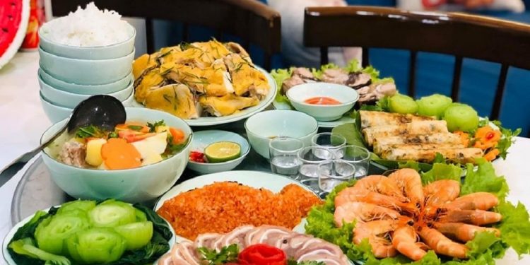 đặt cỗ tại nhà ở Hà Nội