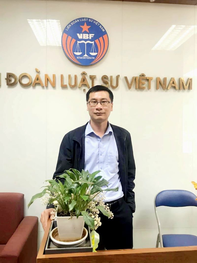 Công ty luật Dân Việt